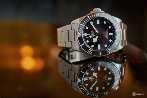 tudor pelagos 42 vs 39|pelagos 39 lume problem.